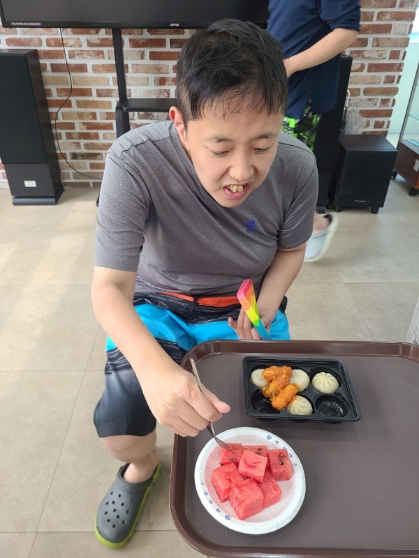 e0891d83cc3ba50e4c9e04e6154af9b8_1750328883_1431.jpeg